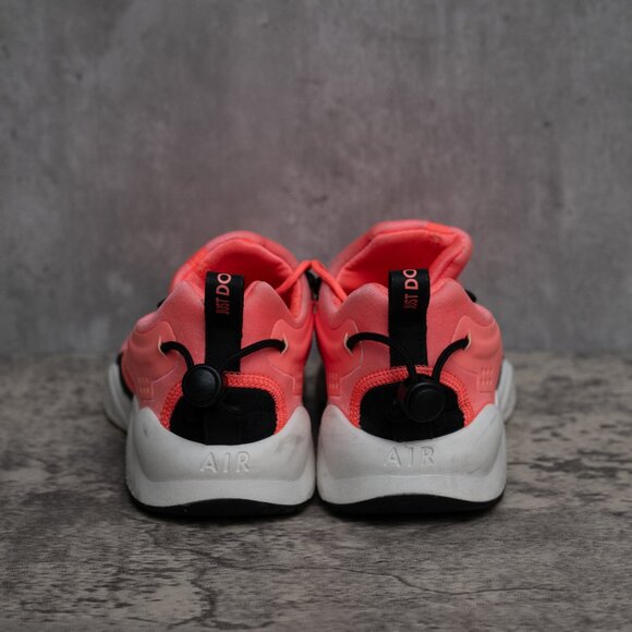 Nike Air Huarache City Move in Move Lava, Size 6.5 - Picture 5 of 5